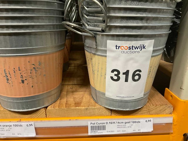 Metalen potten, schalen - afbeelding 14 van  31