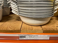 Metalen potten, schalen - afbeelding 20 van  31