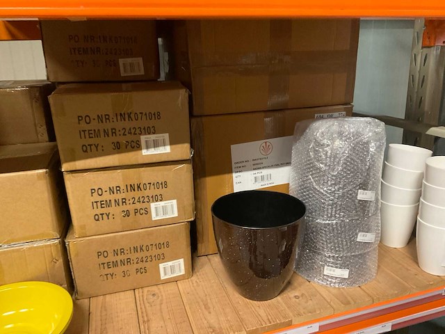 Metalen potten, schalen - afbeelding 22 van  31