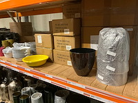 Metalen potten, schalen - afbeelding 26 van  31