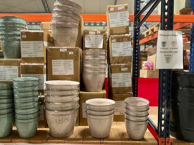 Metalen potten - afbeelding 7 van  18