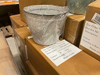 Metalen potten - afbeelding 15 van  18