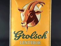 Metalen reclamebord van het biermerk grolsch voor hun lentebok
