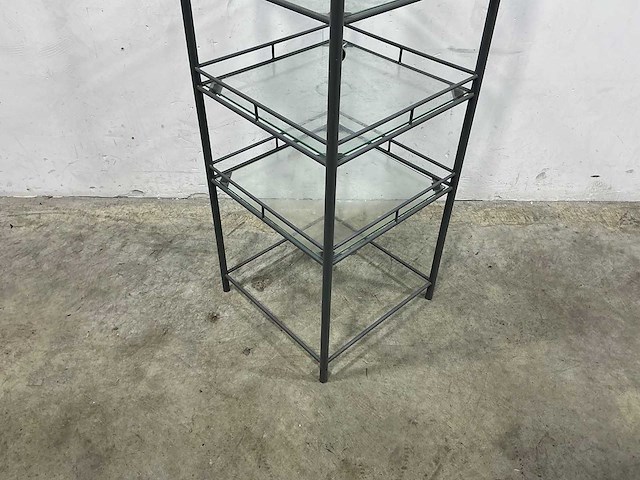 Metalen rek met glazen platen - afbeelding 2 van  2