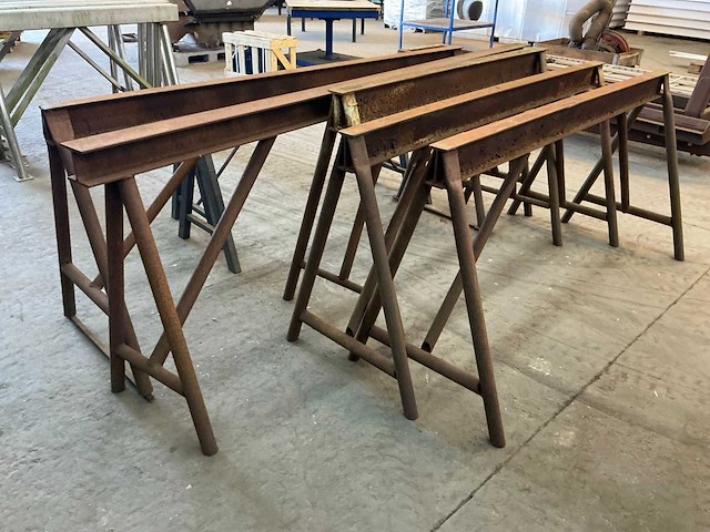 Metalen schraag (7x) - afbeelding 2 van  3