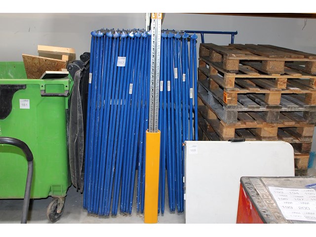 Metalen snaren, 15 stuks. afmeting 15 x 1500 mm. - afbeelding 1 van  2