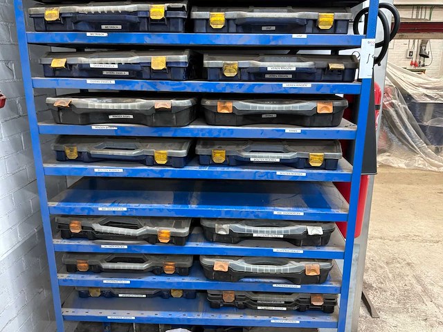 Metalen stelling met diverse assortimentsdozen automotive - afbeelding 4 van  9