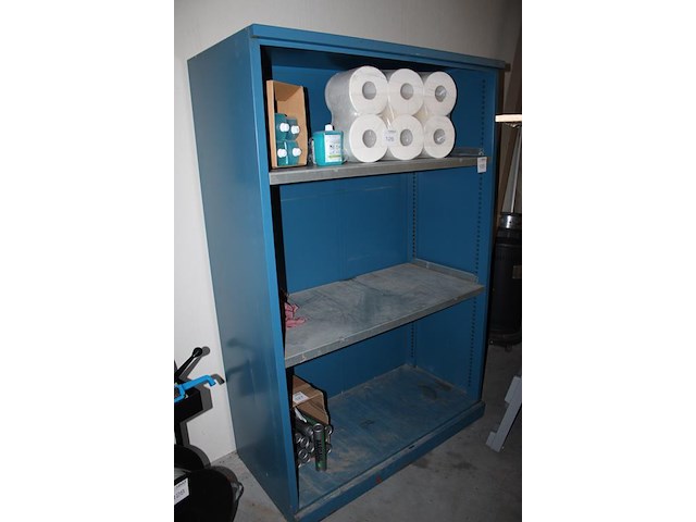 Metalen stellingkast. afmeting 128 x 60 x 194. excl. inhoud. - afbeelding 2 van  2