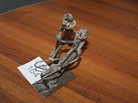 Metalen tandartsbeeldje. - afbeelding 1 van  3