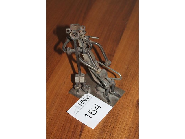 Metalen tandartsbeeldje. - afbeelding 3 van  3