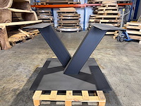 Metalen v poot - afbeelding 1 van  4