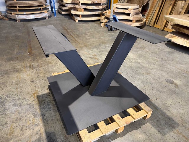 Metalen v poot - afbeelding 2 van  4