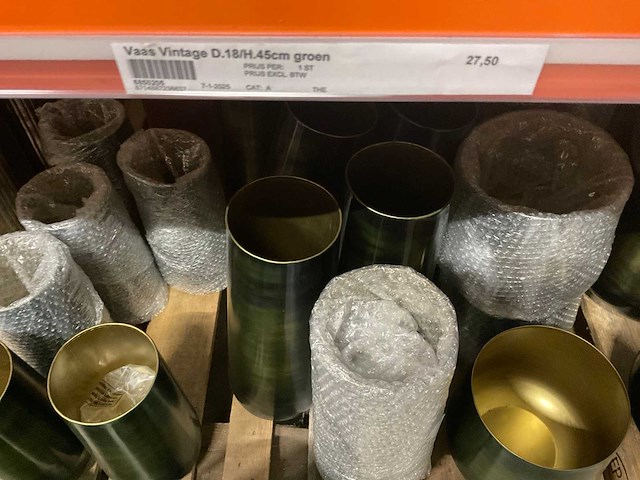 Metalen vazen, potten - afbeelding 11 van  25