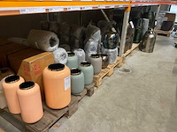 Metalen vazen, potten - afbeelding 1 van  25