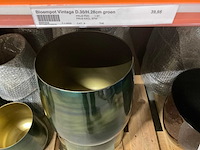 Metalen vazen, potten - afbeelding 16 van  25