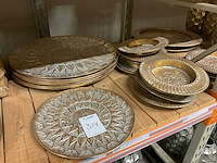 Metalen vazen, schalen - afbeelding 3 van  35