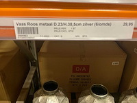 Metalen vazen, schalen - afbeelding 13 van  35