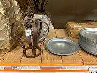 Metalen vazen, schalen - afbeelding 17 van  35