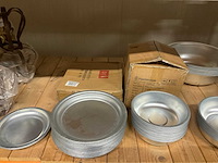 Metalen vazen, schalen - afbeelding 18 van  35