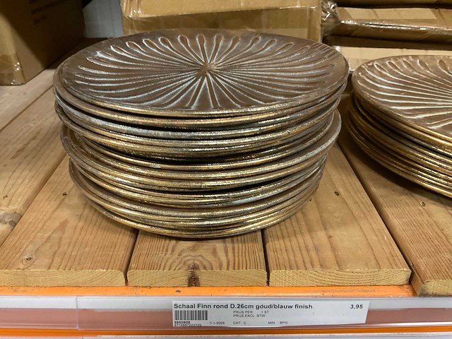 Metalen vazen, schalen - afbeelding 35 van  35