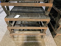 Metalen verhoging (6x) - afbeelding 4 van  5