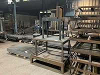 Metalen verhoging/tafel - afbeelding 6 van  13