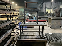 Metalen verhoging/tafel - afbeelding 7 van  13