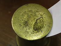 Metalen vijzel. vermoedelijk brons. zwaar uitgevoerd. doorsnede 10,5 cm. hoogte 12 cm - afbeelding 4 van  4