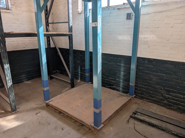 Metalen vultrechter - afbeelding 4 van  5