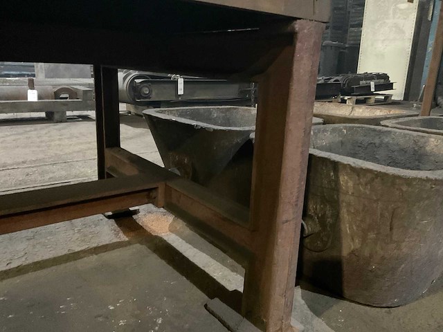 Metalen werkbank - afbeelding 4 van  5