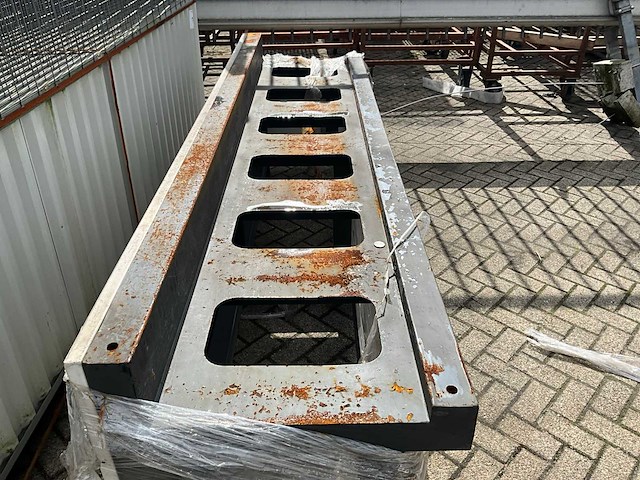 Metalen werkbank - afbeelding 3 van  4