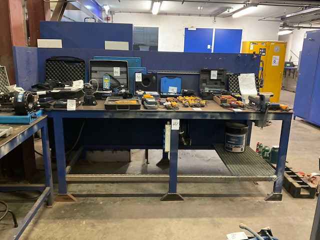 Metalen werktafel (2x) - afbeelding 2 van  5