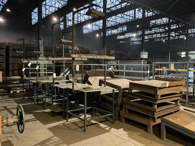 Metalen werktafel (2x) - afbeelding 1 van  8