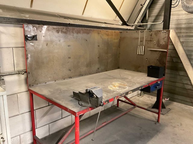 Metalen werktafel (3x) - afbeelding 3 van  4