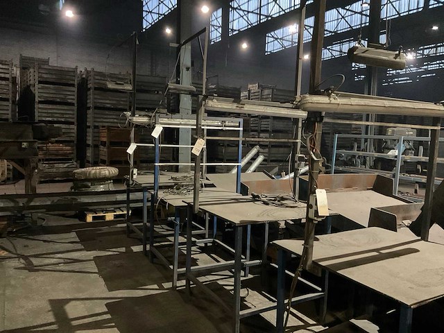 Metalen werktafel (3x) - afbeelding 1 van  6