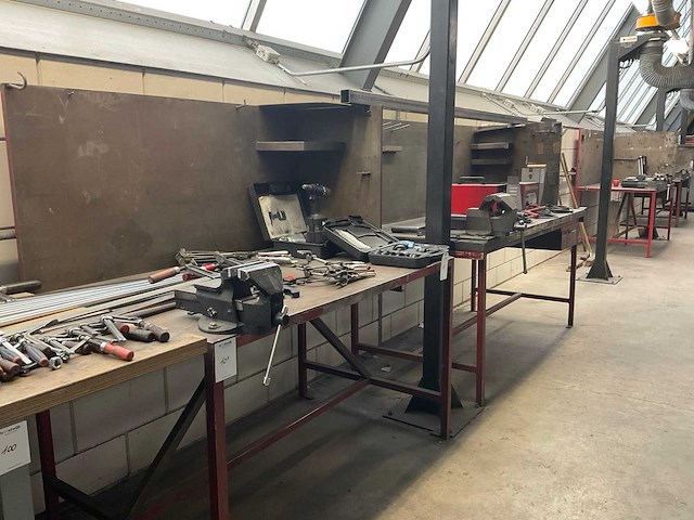 Metalen werktafel (4x) - afbeelding 1 van  4