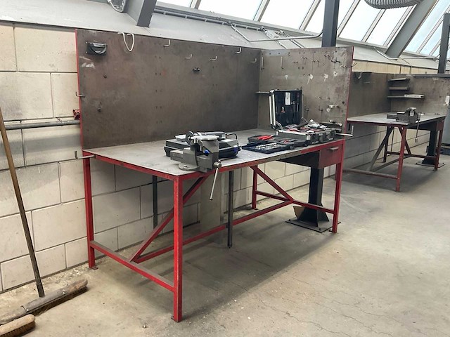 Metalen werktafel (4x) - afbeelding 3 van  4