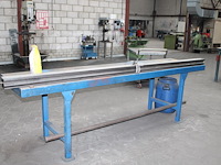Metalen werktafel met afmeting 297 x 75 x 91 cm. - afbeelding 3 van  3