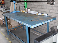 Metalen werktafel met bladafmeting 203 x 91 x 92 cm. - afbeelding 2 van  2