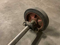 Metalen wielas - afbeelding 2 van  3