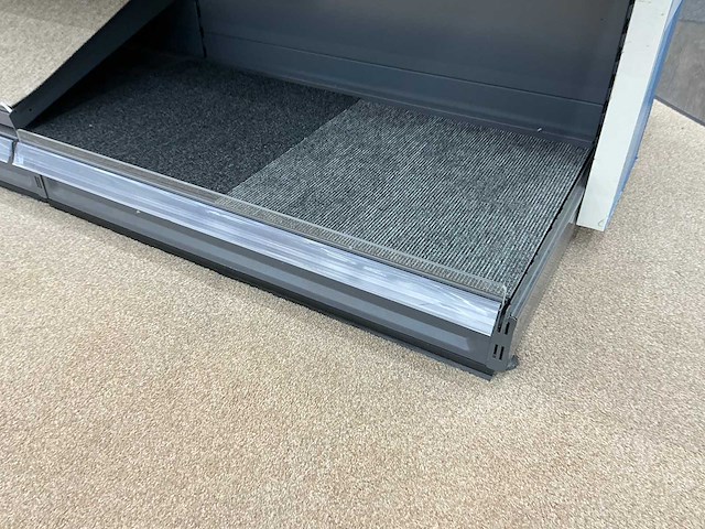 Metalen winkelstelling - afbeelding 3 van  4