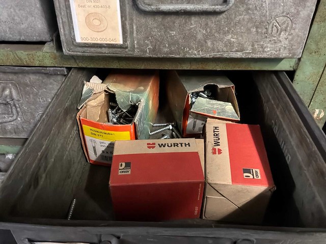 Metalenkast inclusief inhoud (5x) - afbeelding 7 van  15