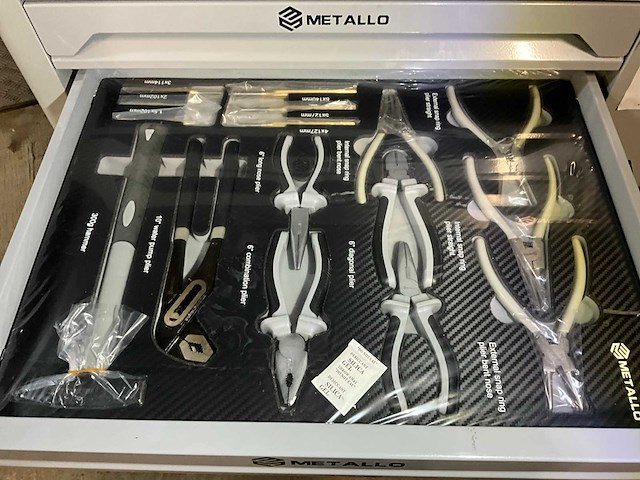 Metallo gevulde gereedschapswagen - afbeelding 14 van  17