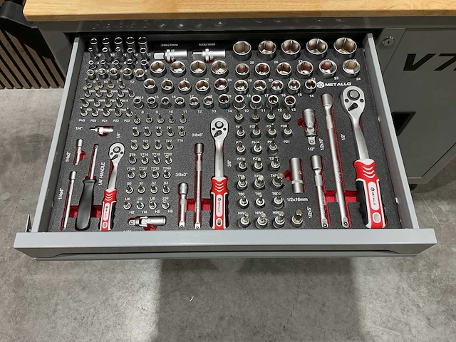 Metallo meta-7hs7g-b v7 gereedschapswagen - afbeelding 50 van  70