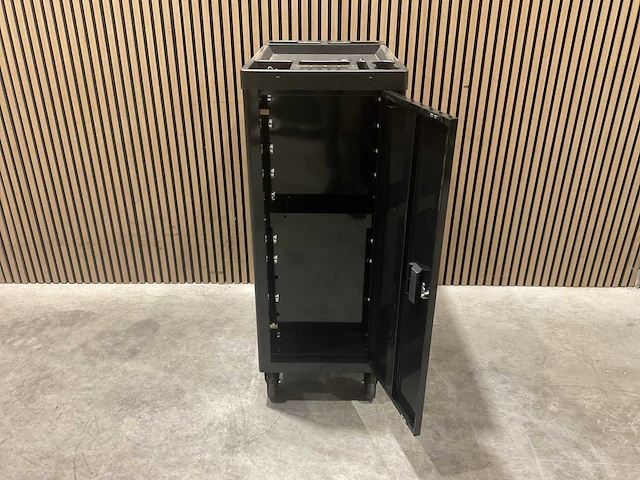 Metallo xxxl meta-10hs10g gereedschapswagen - afbeelding 73 van  79