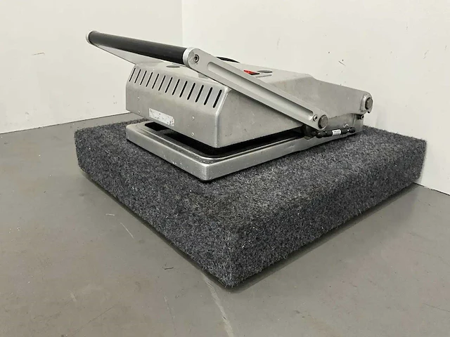 Metalpack - 290 - traysealmachine - afbeelding 5 van  5
