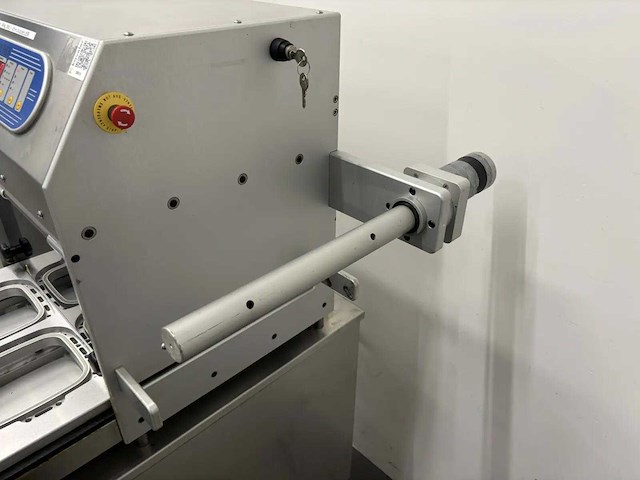 Metalpack - t 325 v/g - traysealmachine - afbeelding 6 van  14