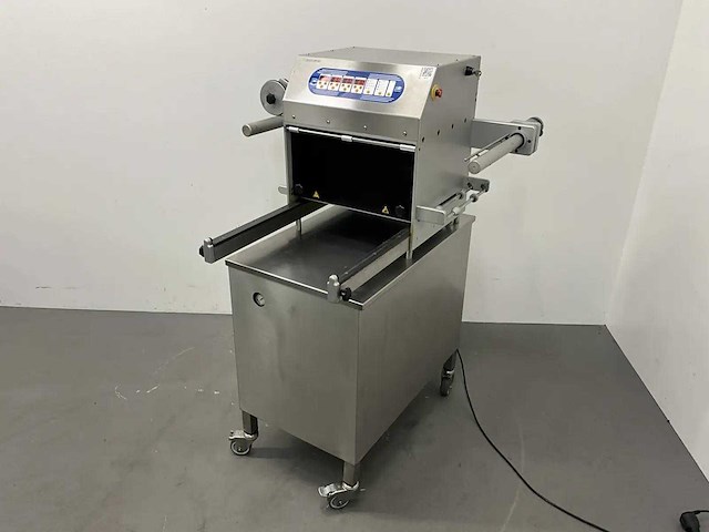 Metalpack - t 325 v/g - traysealmachine - afbeelding 1 van  6