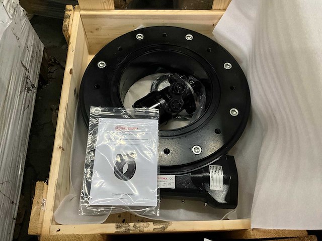 Metaltecnica hydraulisch aangedreven draaikrans - afbeelding 1 van  7