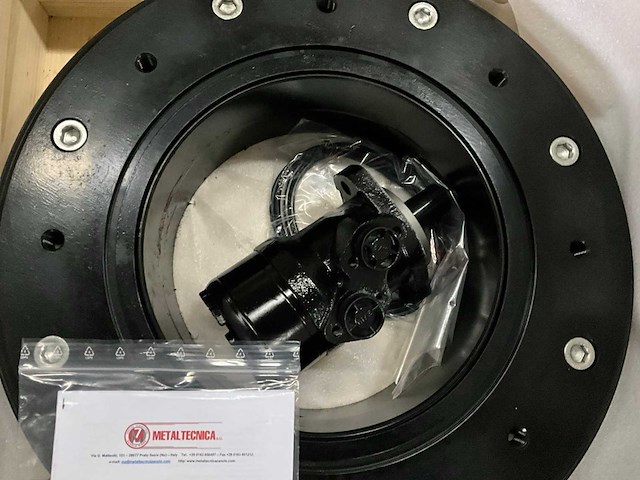 Metaltecnica hydraulisch aangedreven draaikrans - afbeelding 3 van  7